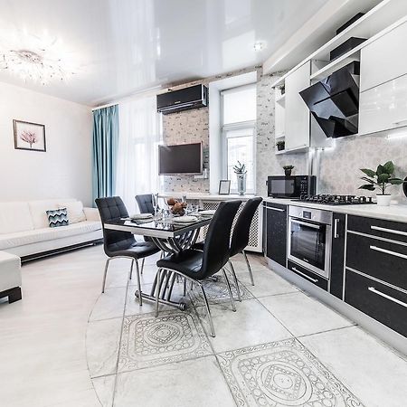Mgapartments 3 Rooms Miasnikova Sq. Vip Mińsk Zewnętrze zdjęcie